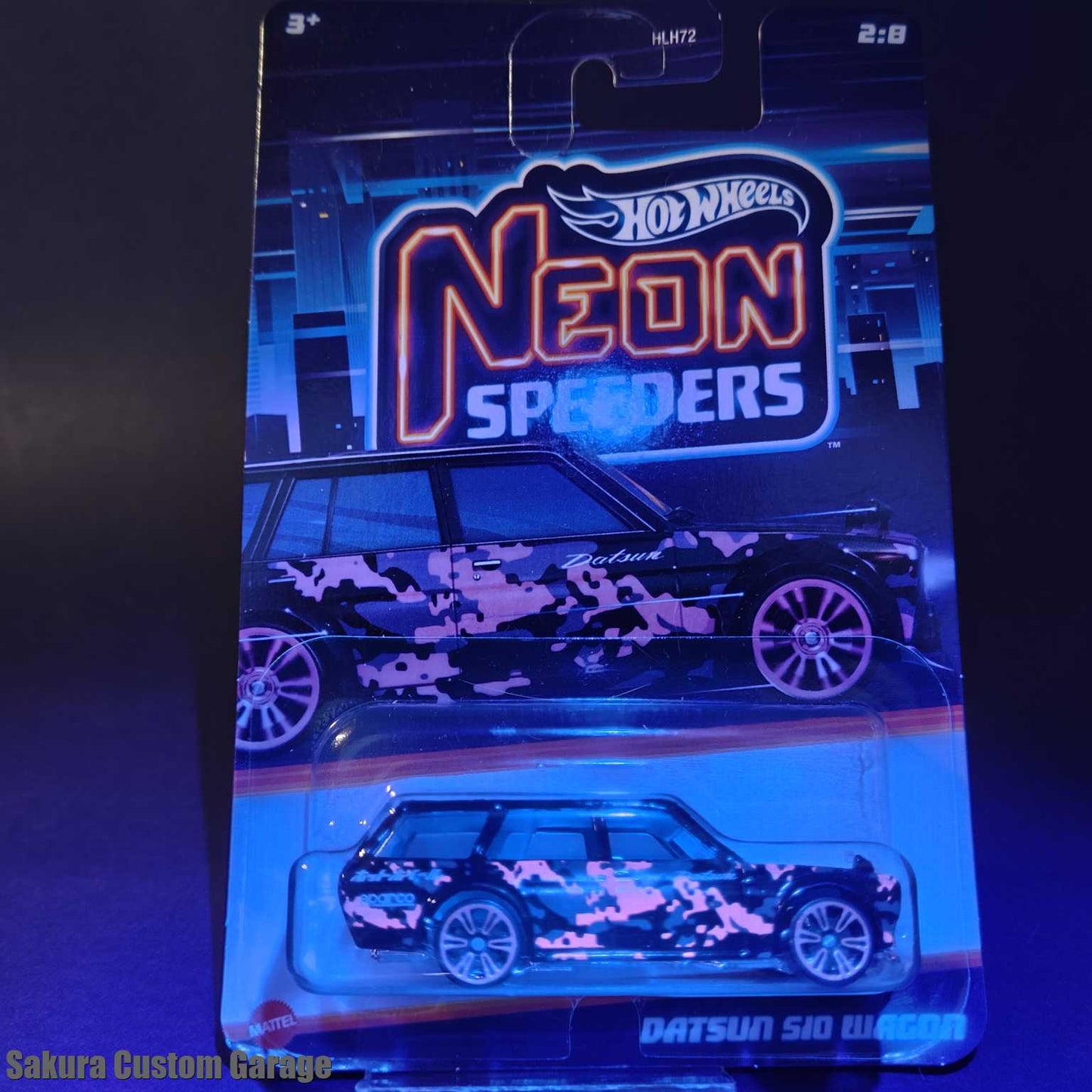 Hot Wheels - Datsun 510 Wagon (2024) Neon Speeders 2/8