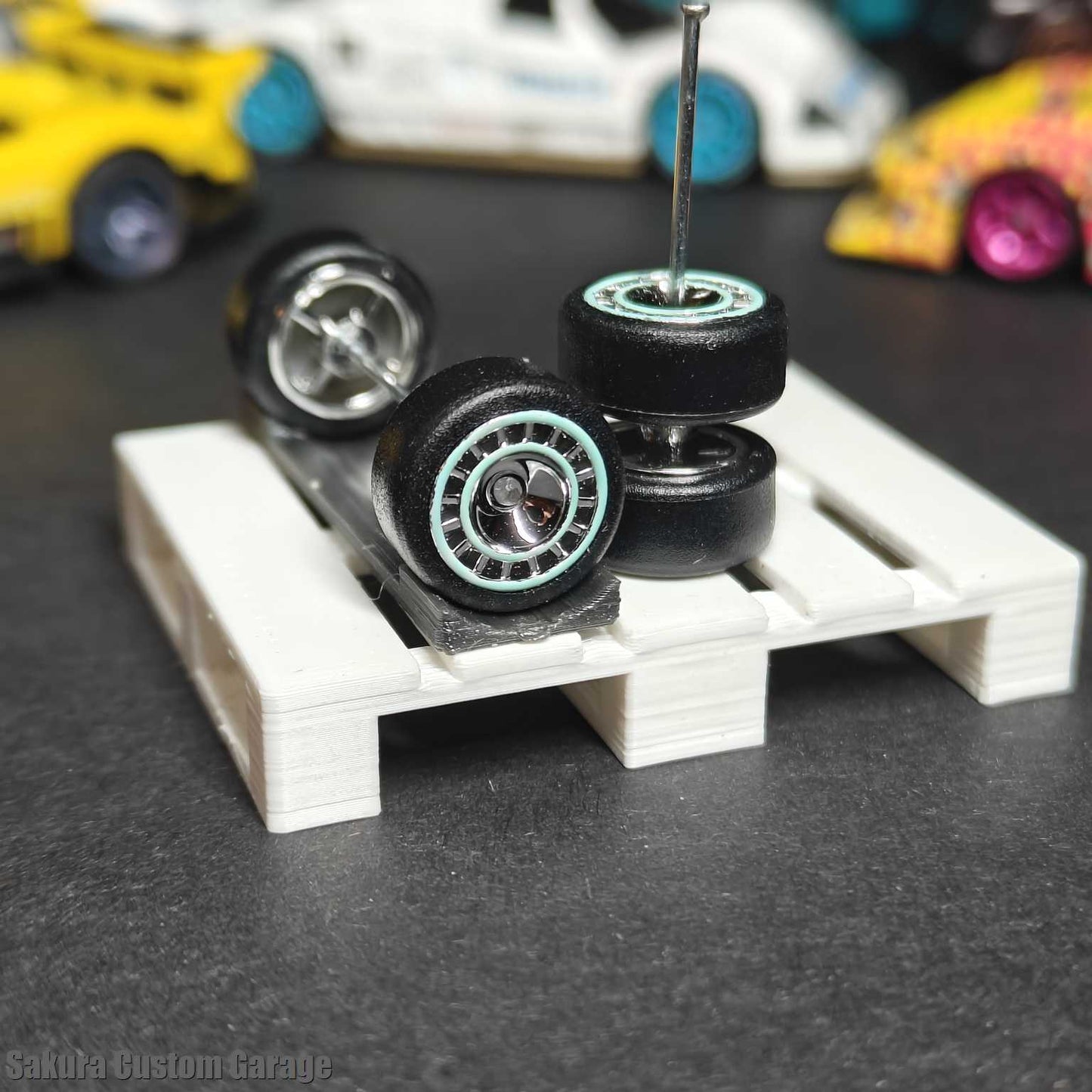 SpeedRides: Aero Disc (Chrome Silver + Mint Pinstrip Line) - Custom Painted Wheels
