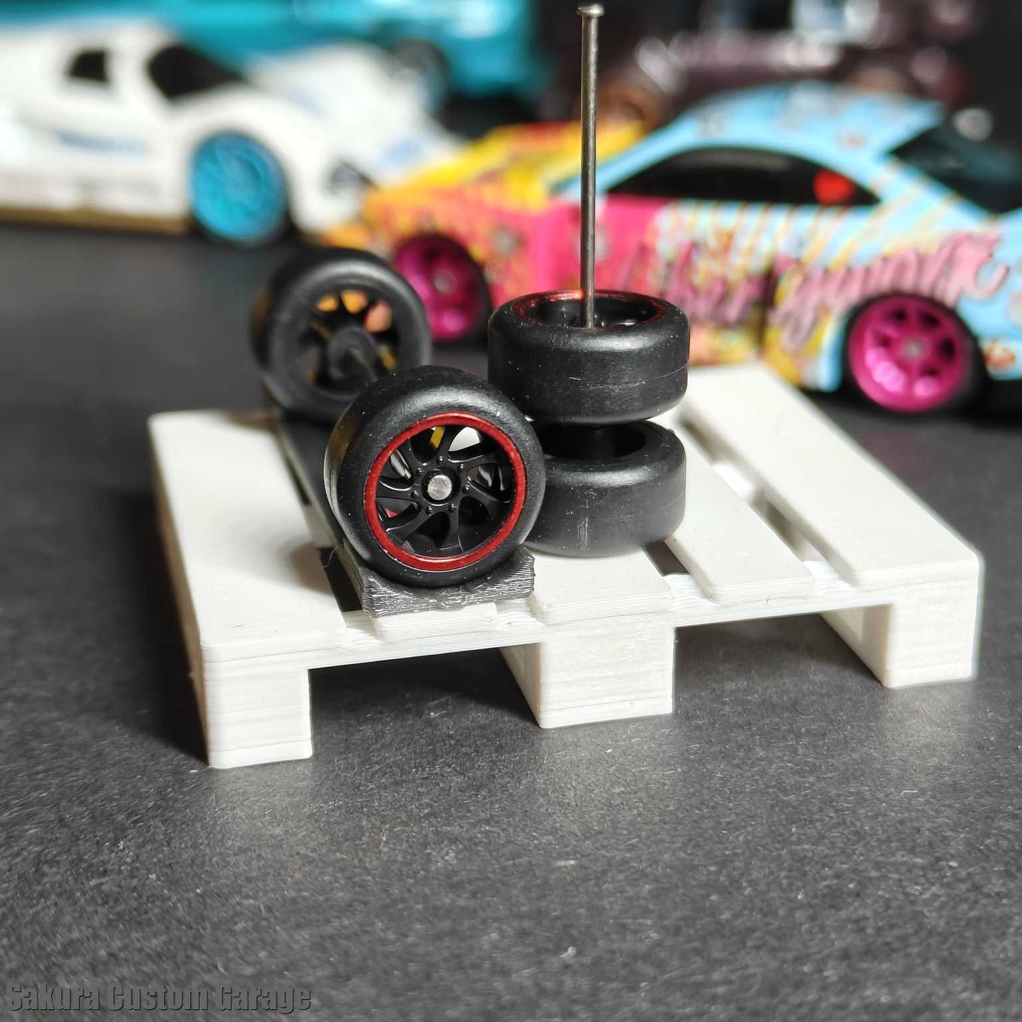 SpeedRides: 7-Spoke Twisted (Black + Chrome Red Pinstrip line)