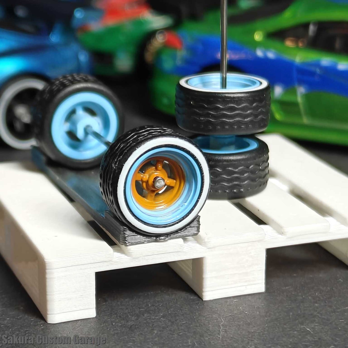 SpeedRides: Japan 4-Spoke (Orange + Blue) / White Stripe Tires - GULF EDITION