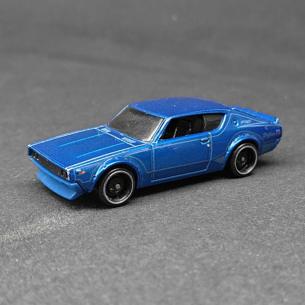 Hot Wheels - Nissan Skyline 2000GT-R (2018) 1/10 Then and Now 118/365