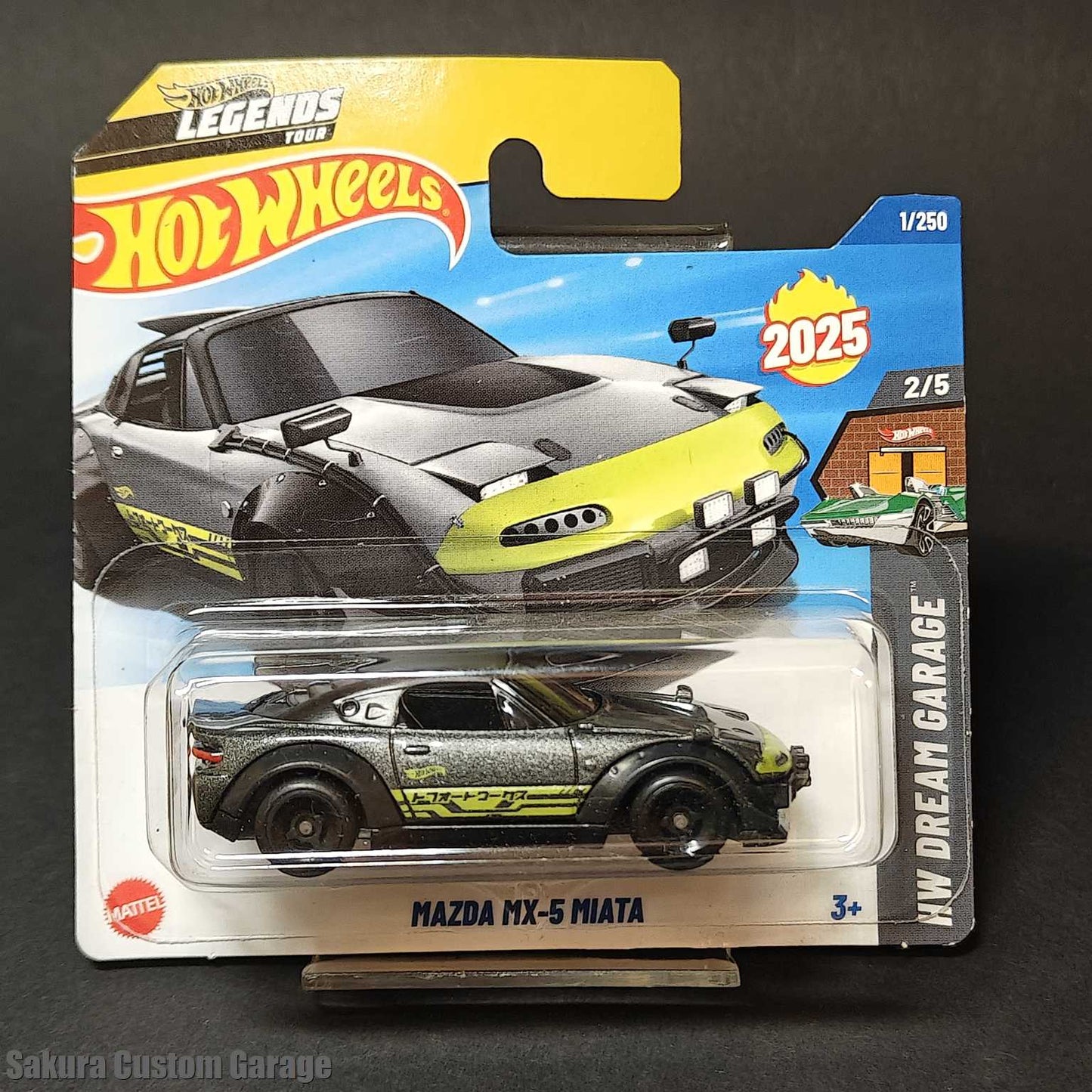 Hot Wheels - Mazda MX-5 Miata (2025) 2/5 HW Dream Garage 1/250