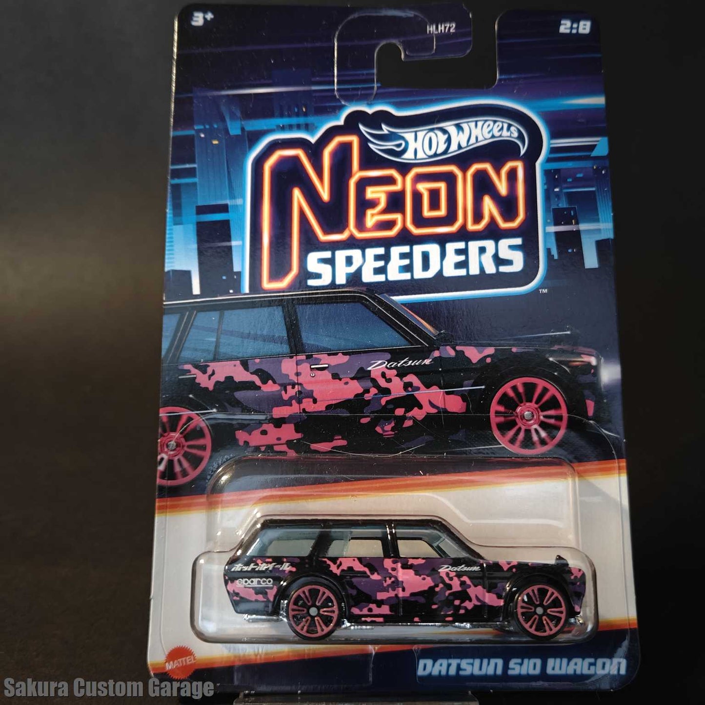 Hot Wheels - Datsun 510 Wagon (2024) Neon Speeders 2/8