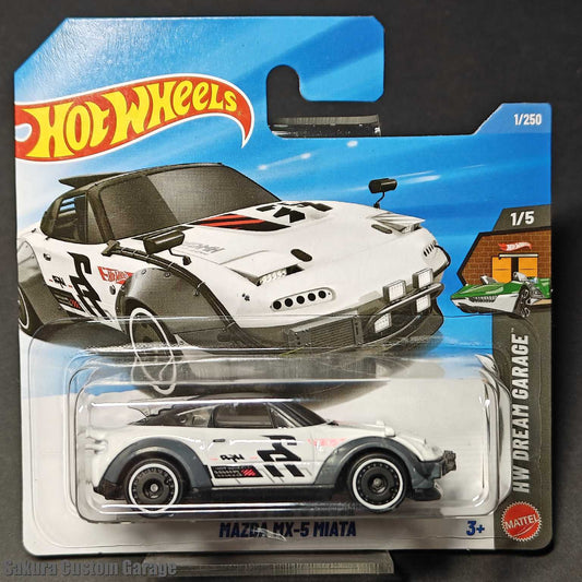Hot Wheels - Mazda MX-5 Miata (2026) 1/5 HW Dream Garage 1/250