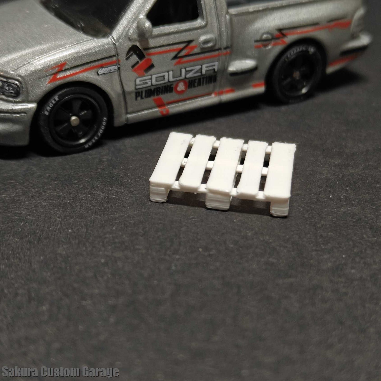 SCG 1/64 Accessories - Mini Europalet (White)