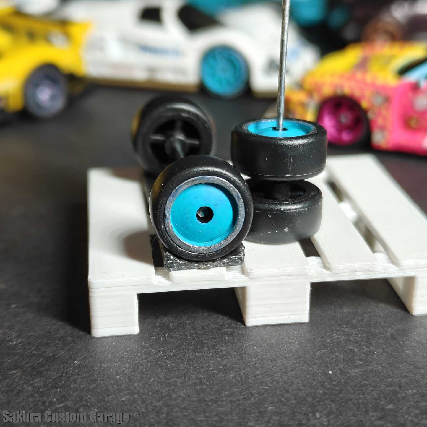SpeedRides: Moon Disc ( Blue + Silver Chrome Pinstripe Line) - Custom Colored Wheels