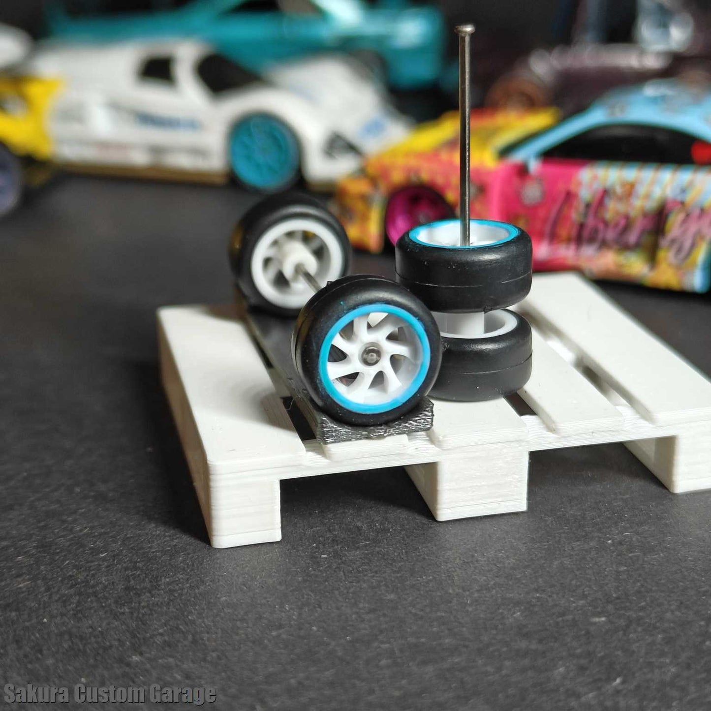 SpeedRides:  7-Spoke Twisted  (White + Blue Pinstrip Line) - Custom Painted Rims