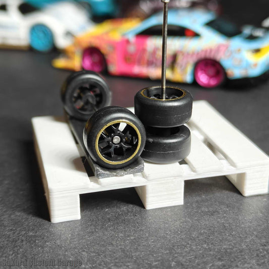 SpeedRides:  Y-Spoke (Black + Chrome Gold Pinstripline )