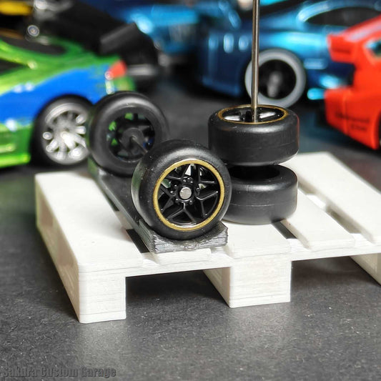SpeedRides:  Star-Spoke  (Black + Chrome Gold Pinstripe Line)