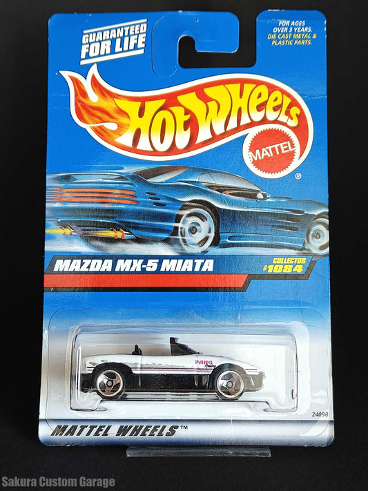 Hot Wheels - Mazda MX-5 Miata (1999) Mainline Series #1084