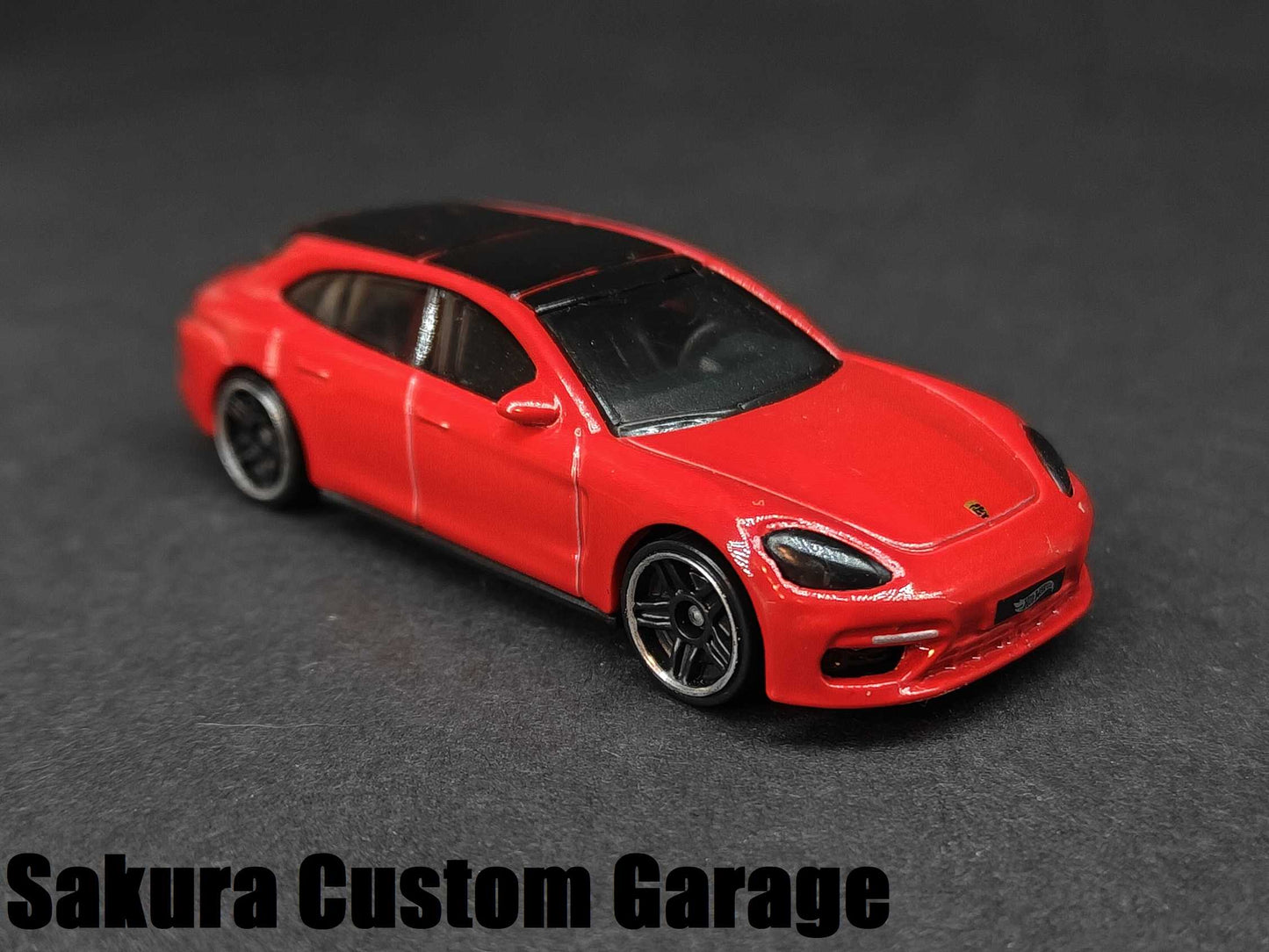 Hot Wheels - Porsche Panamera Turbo S (2023) 2/10 HW Green Speed