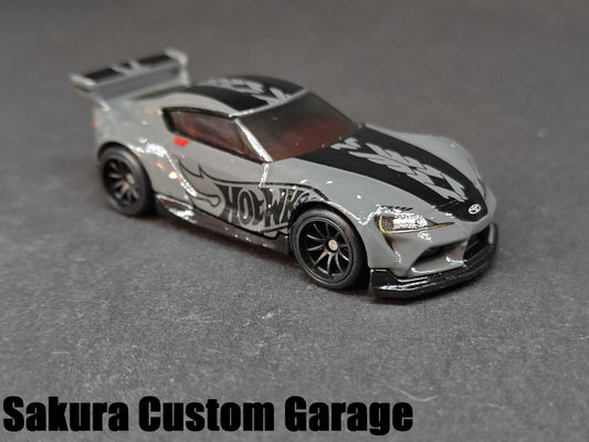 Hot Wheels - '20 Toyota GR Supra  (2025) Track Day Collector Set (Multipack Exlusive)