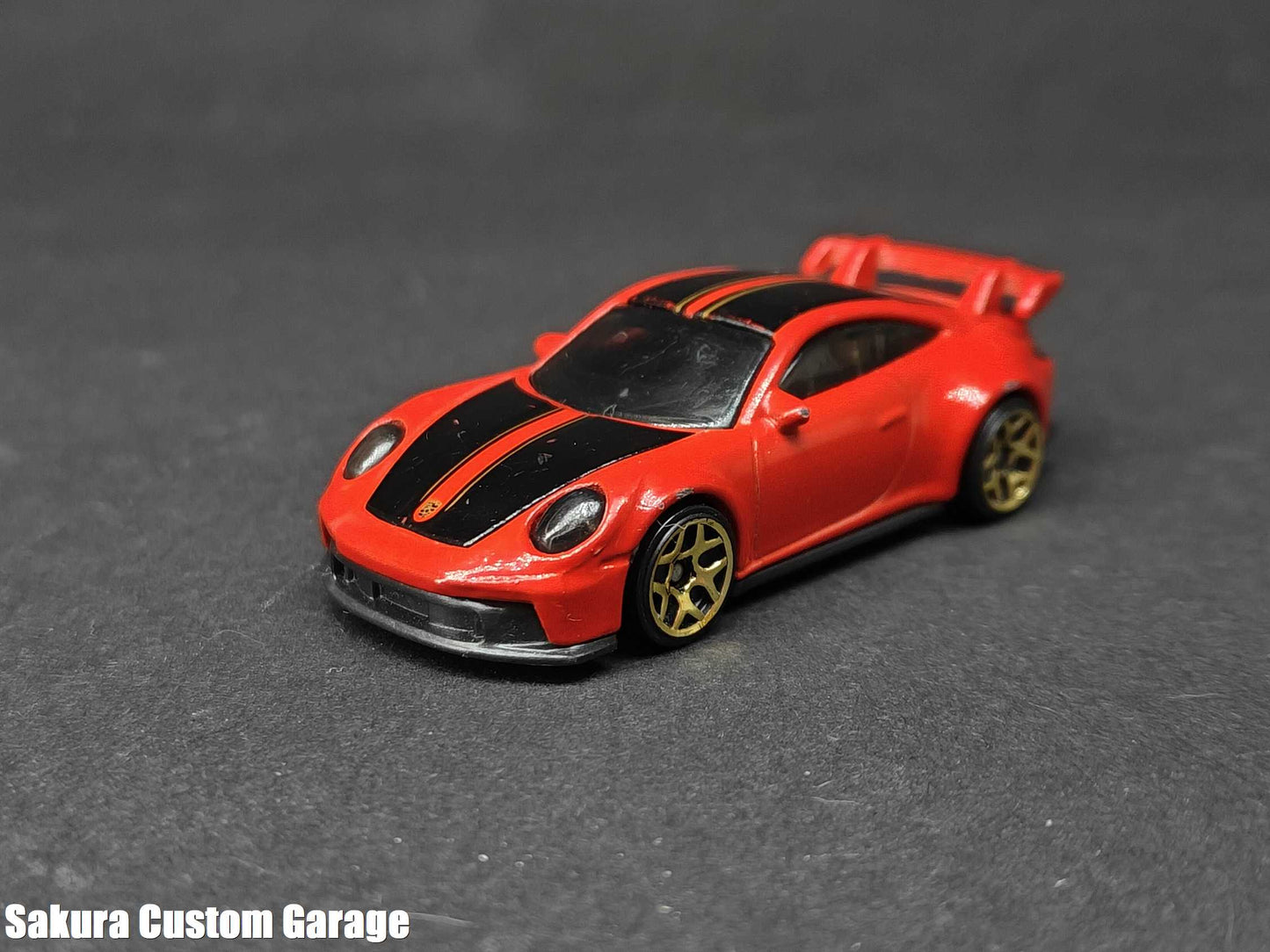 Hot Wheels - Porsche 911 GT3 (2023) HW Exotics 2/10