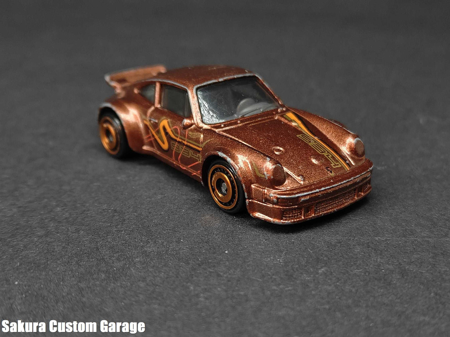Hot Wheels - Porsche 934 Turbo RSR (2021) Nightburnerz 5-Pack (Multipack Exclusive)