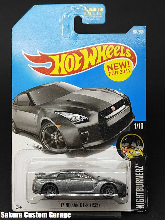 Hot Wheels -  '17 Nissan GT-R R35 (2017 New models) 1/10 Nightburnerz 364/365