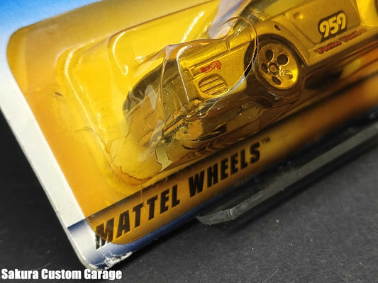 Hot Wheels -  Porsche 959 (1999)  Mainline Series #1030 (cracked plastic blister)