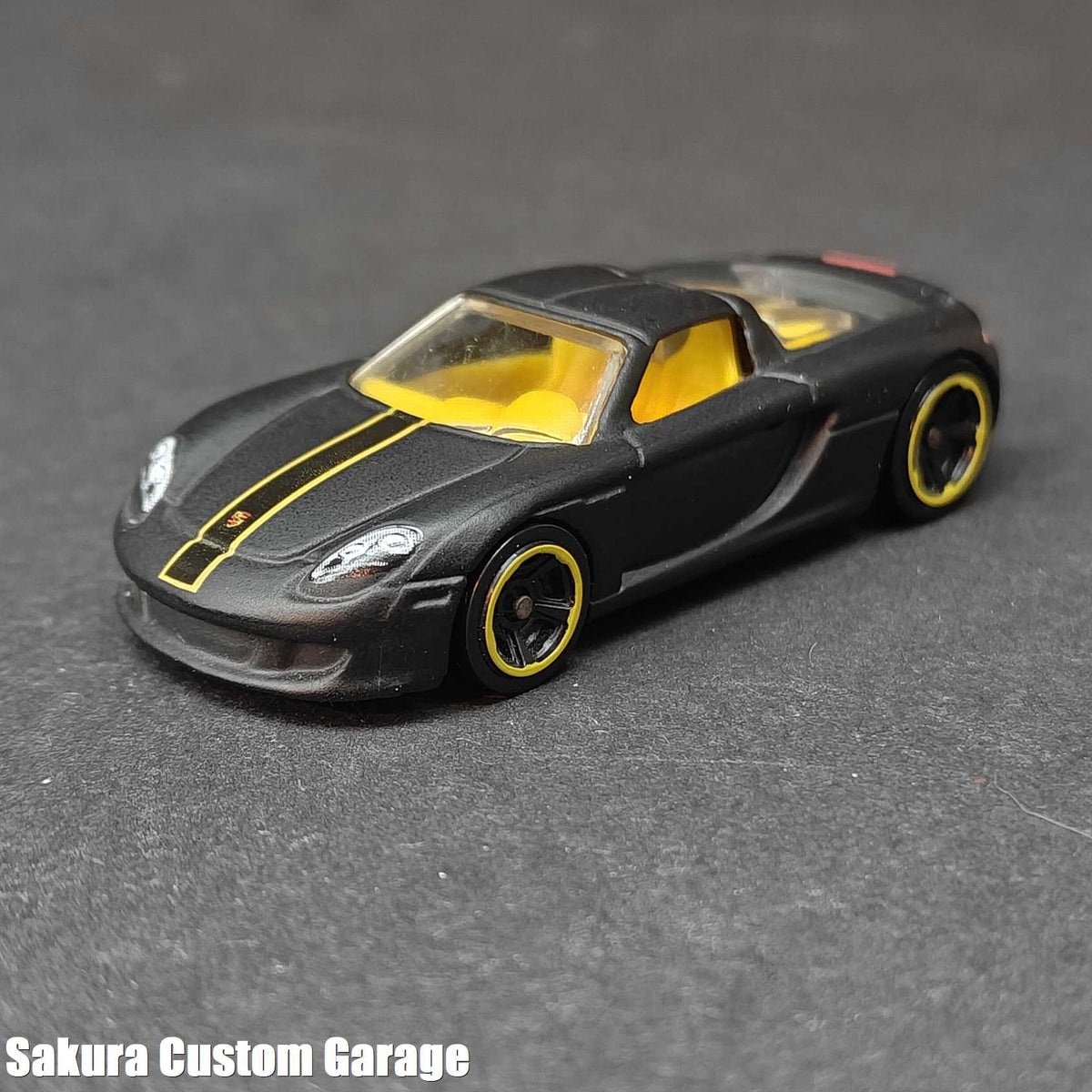 Hot Wheels - Porsche Carrera GT (2016) HW Exotics 074/250 (Rare error version)