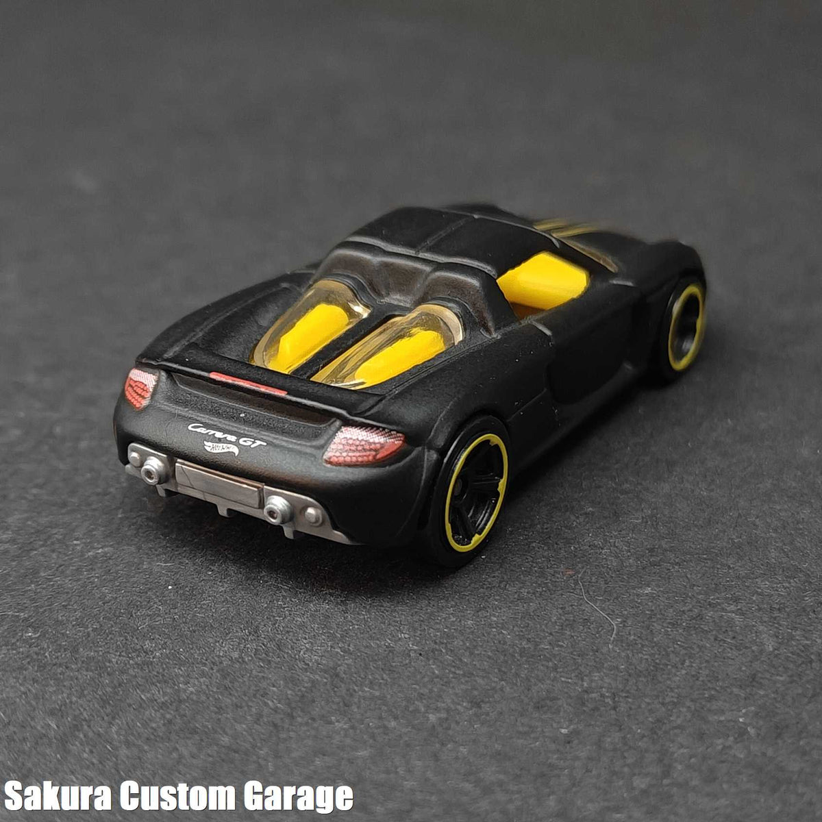 Hot Wheels - Porsche Carrera GT (2016) HW Exotics 074/250 (Rare error version)